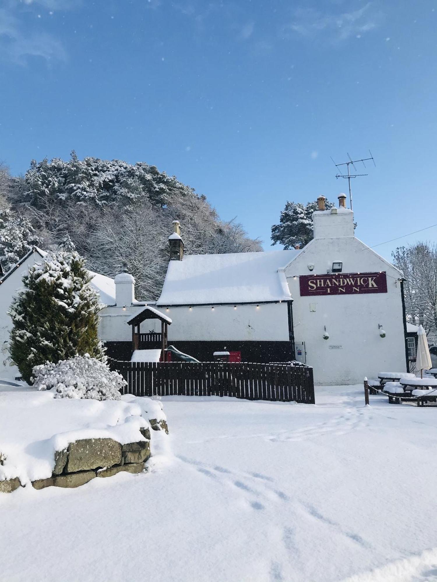 The Shandwick Inn Tain Extérieur photo