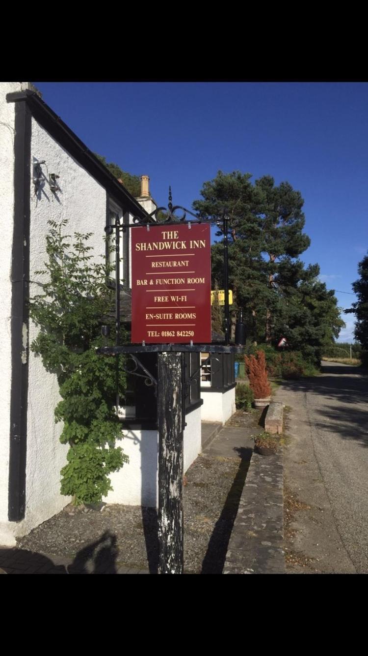 The Shandwick Inn Tain Extérieur photo